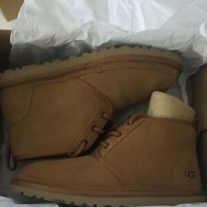 Woman ugg boots Brand new with box